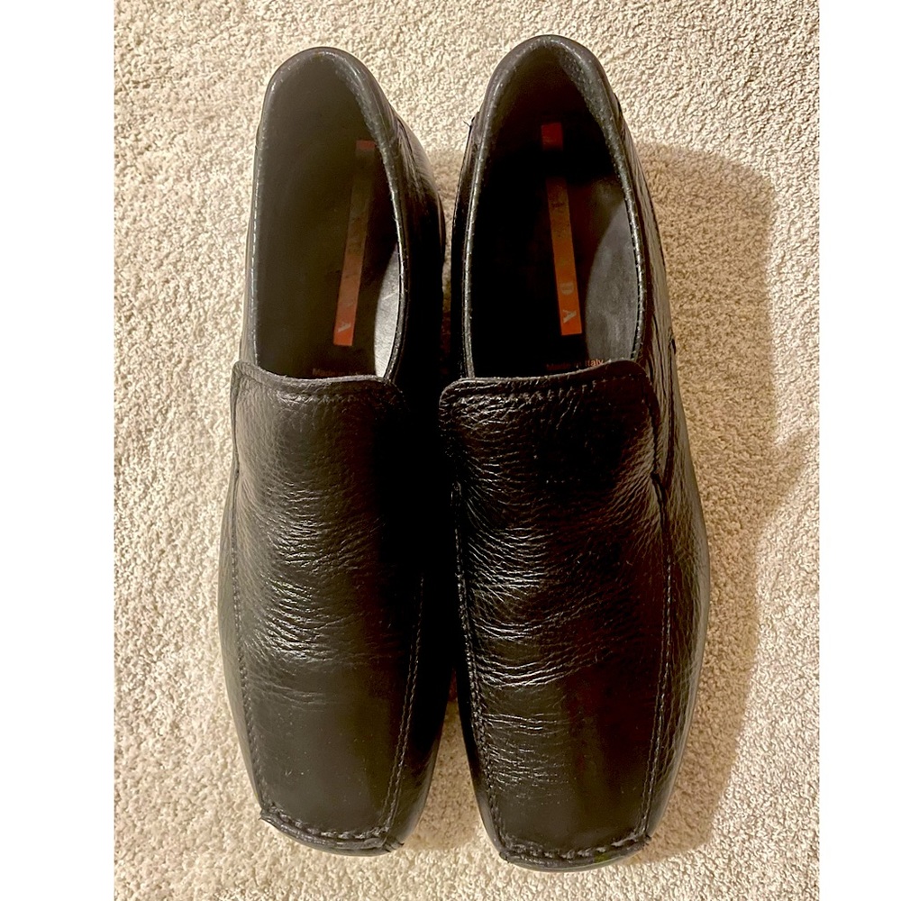 Prada Loafers Black Leather Shoes Slip On Men's Size 7 (4P 0938 6)